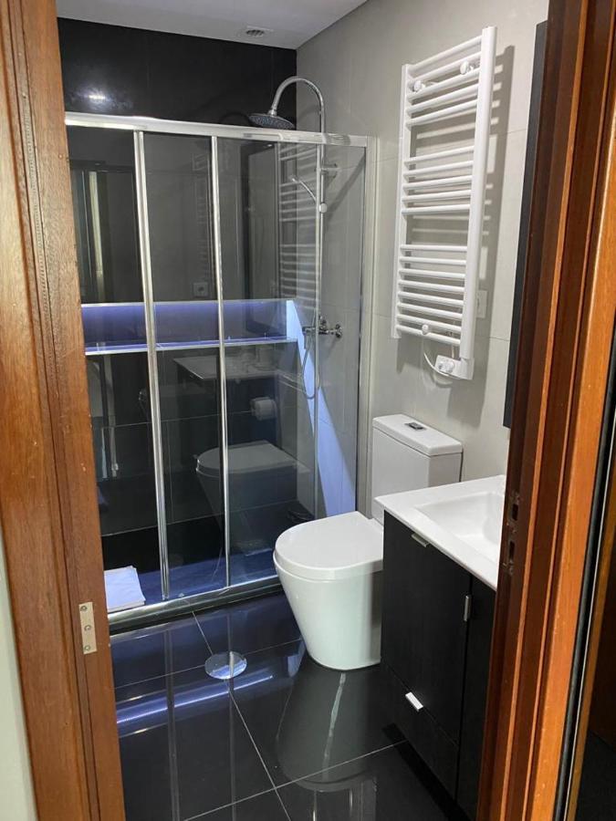 411 Gale Center Apartamento Wi-Fi, Estacionamento 포르투 외부 사진